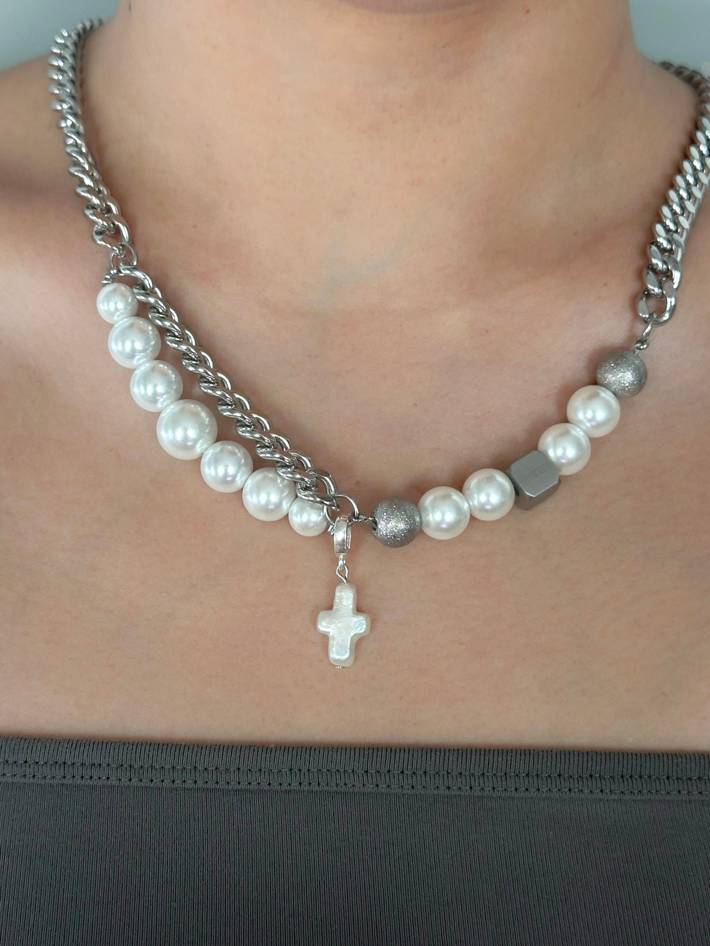 Ionstrand Necklace