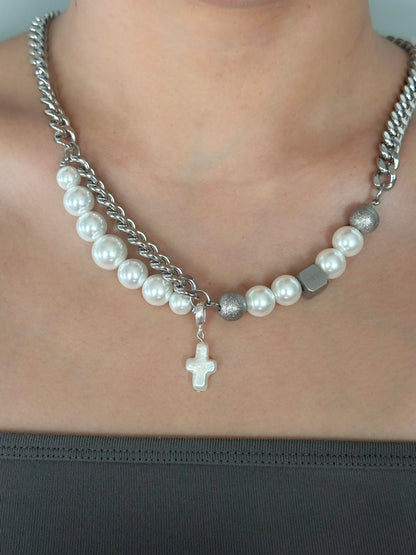 Ionstrand Necklace