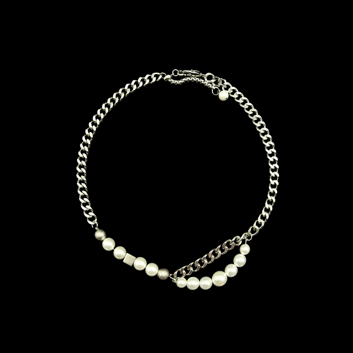 Ionstrand Necklace