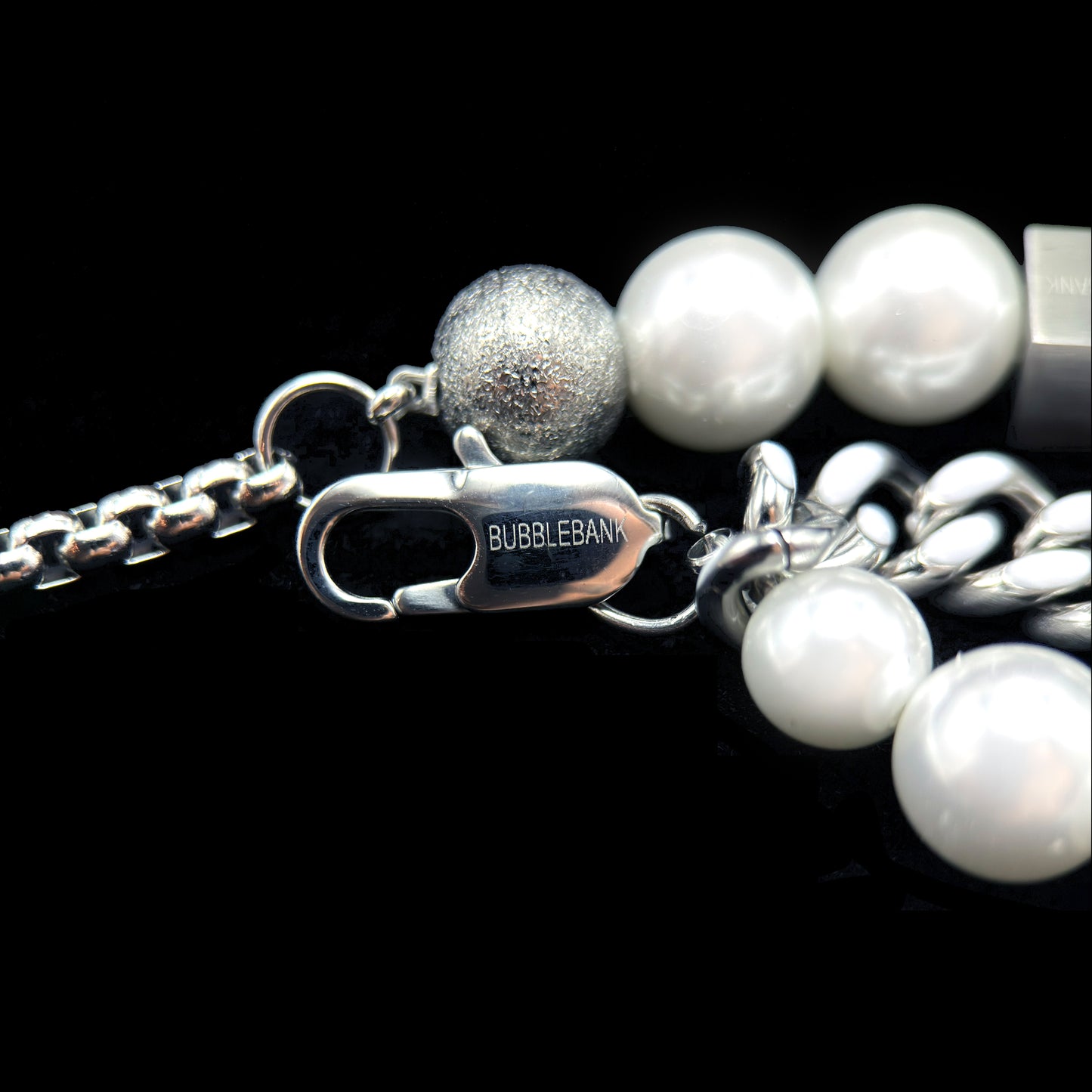Ionstrand Necklace